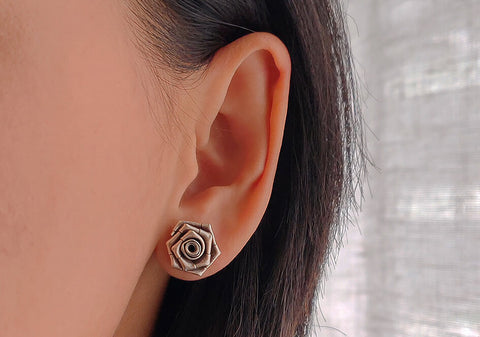 Rose silver stud earrings