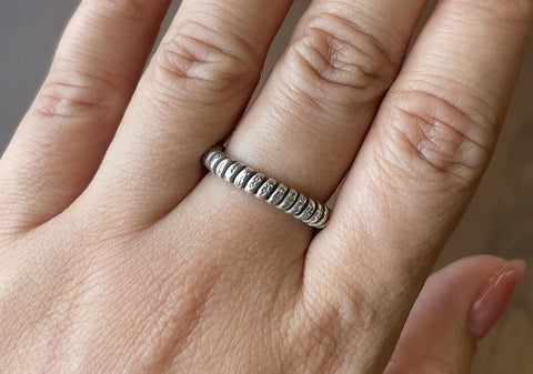 Minimalist Twisted Silver Ring