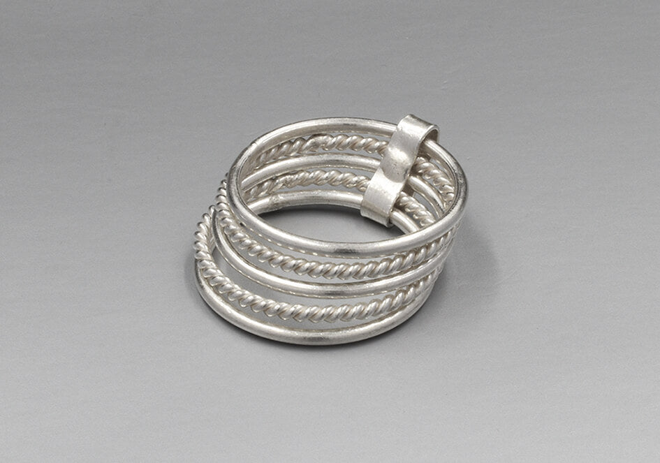 Multi-band set stack ring from Hill to Street