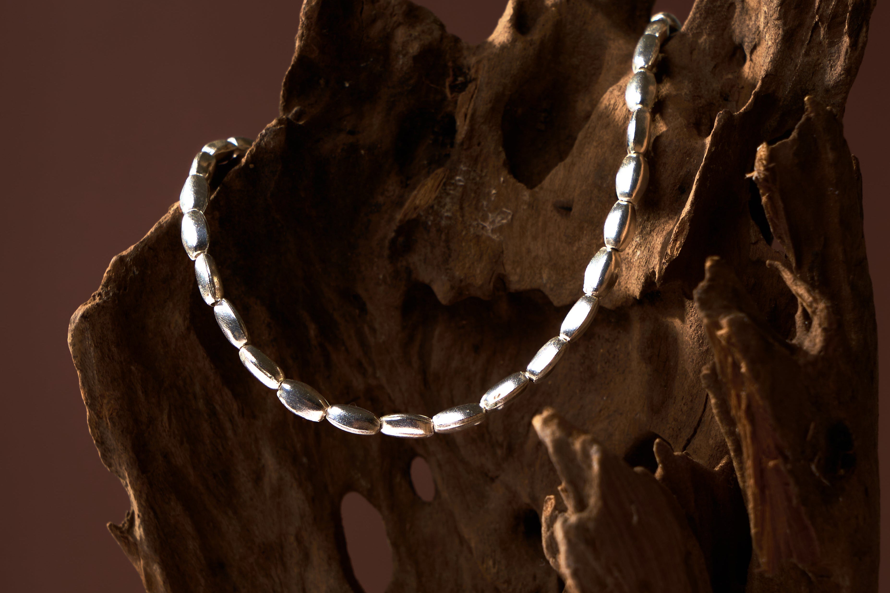 Andrea Necklace in pure silver with thick rice-shaped beads by Hill To Street