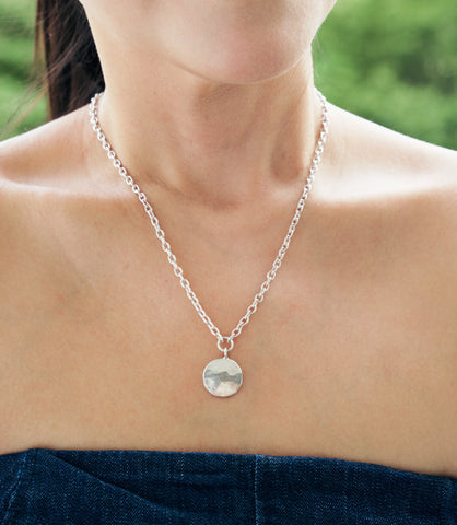 Liri Necklace