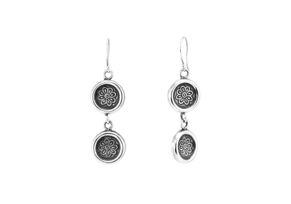 Double-circle flower stamp silver drop earrings