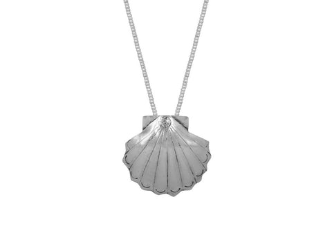 Shiny big shell silver necklace