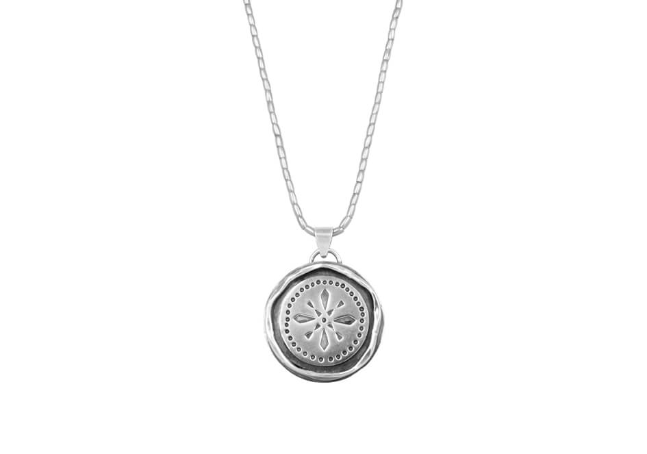 Stamped round pendant necklace