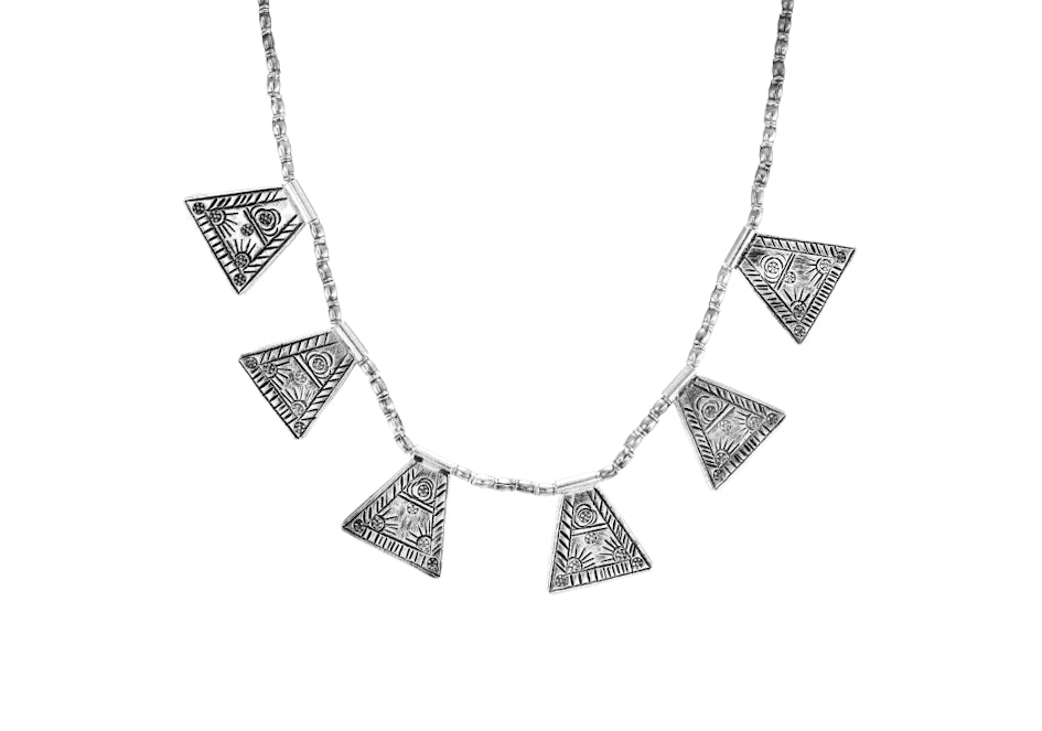 Triangle motif pendants silver necklace